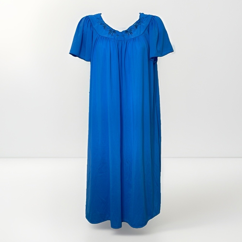 Miss Elaine Nylon Tricot Nightgown Flutter Sleeve Embroidered Women's Small